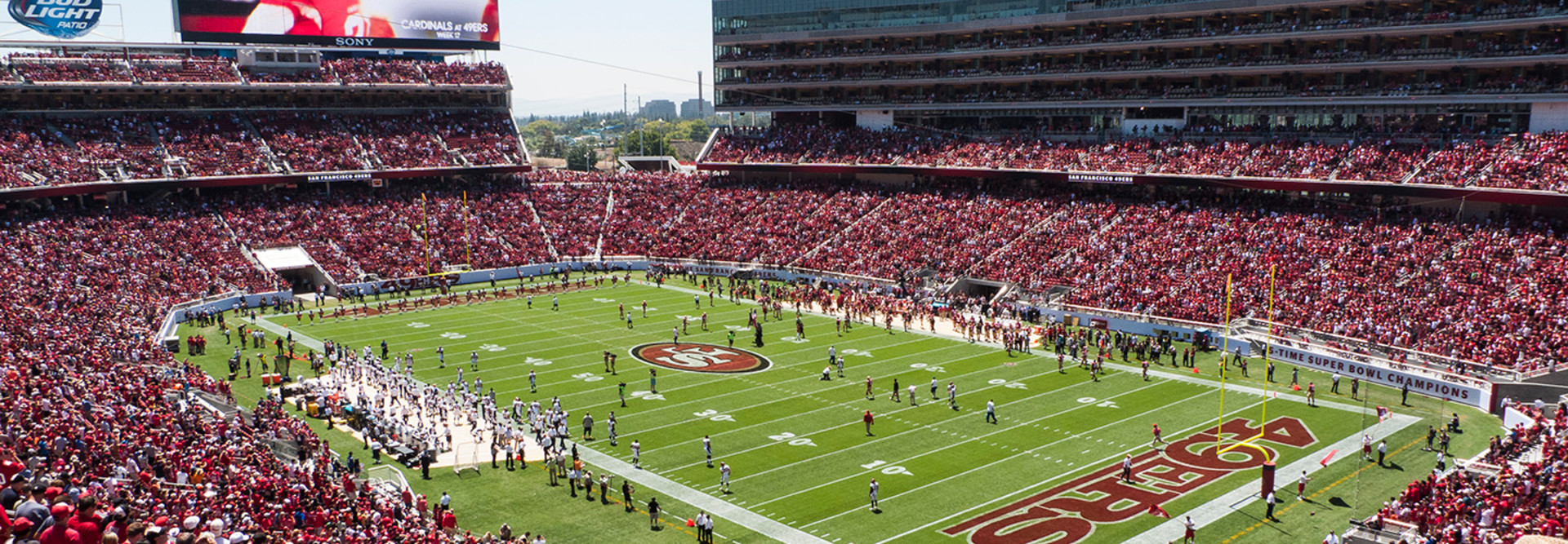 How Sports and Entertainment Venues Use IoT to Make Stadiums Smarter |  BizTech Magazine