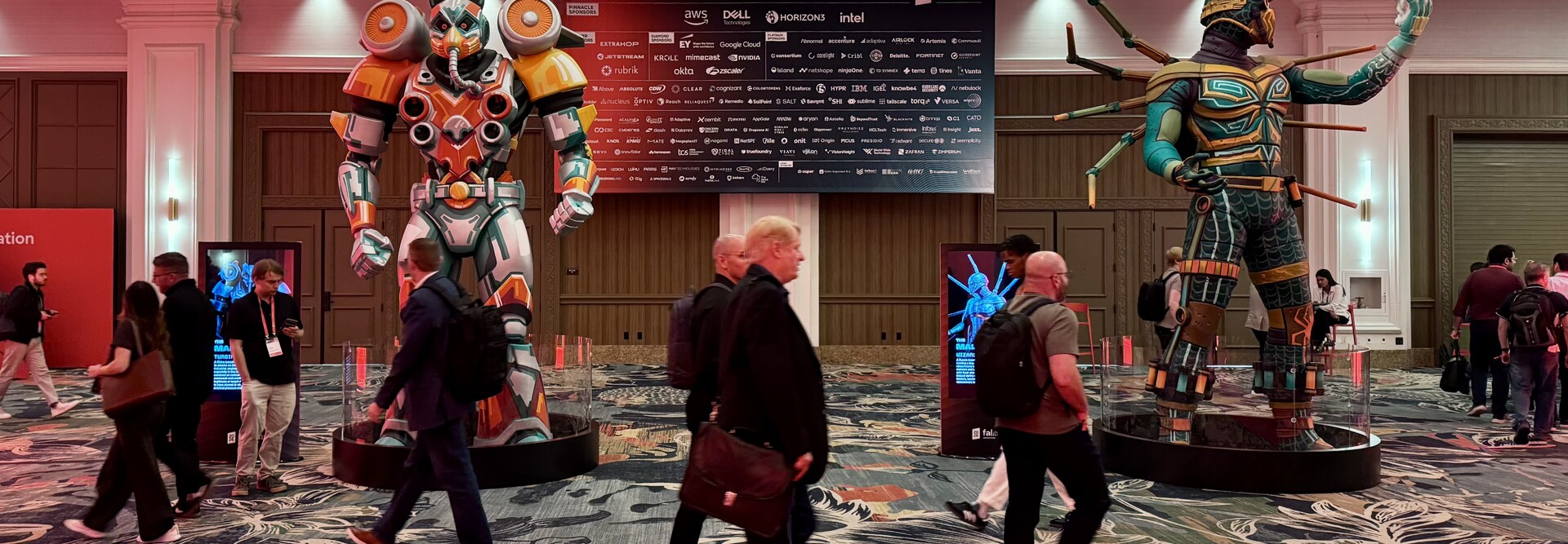 Crowdstrike Robots