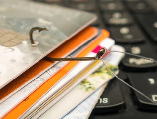Phishing attacks hook into credit cards