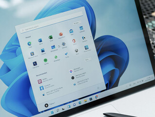 Windows 11 tablet