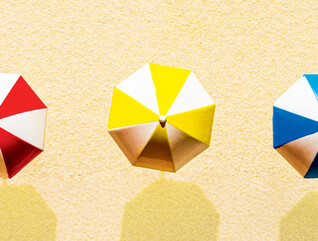 Three beach umbrellas to symbolize three tech tips