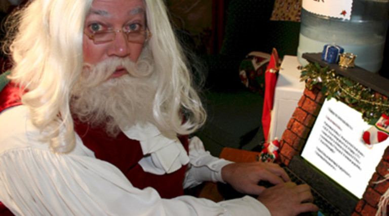 EmailSanta.com: How Santa Claus Went Digital