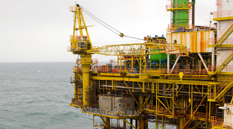 Image of an offshore rig