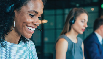 BTQ324-CustomerExperience-3Industries-Hero
