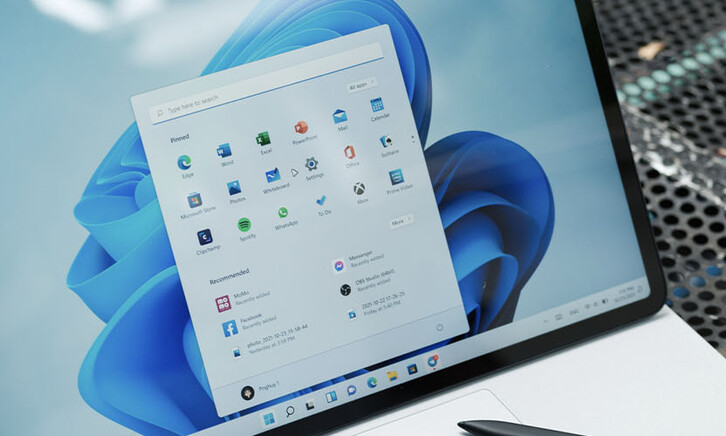 Windows 11 tablet