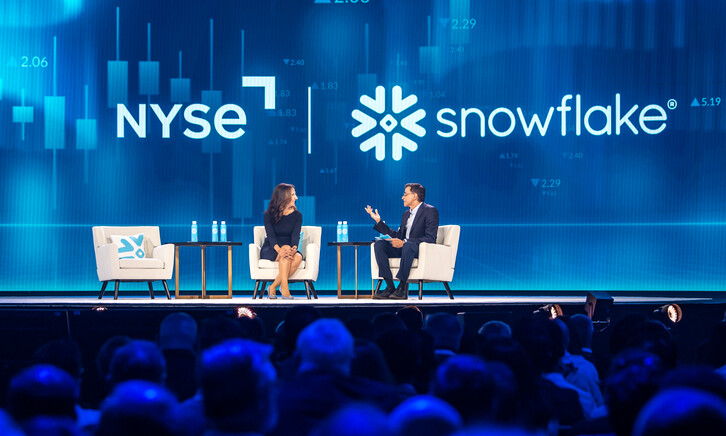 Photo of Lynn Martin President of NYSE and Sridhar Ramaswamy CEO of Snowflake 