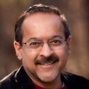 Ananda Chakravarty headshot