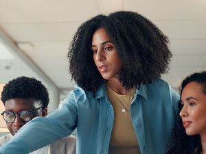 Employees collaborating