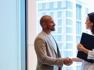 A business meeting ends with a handshake